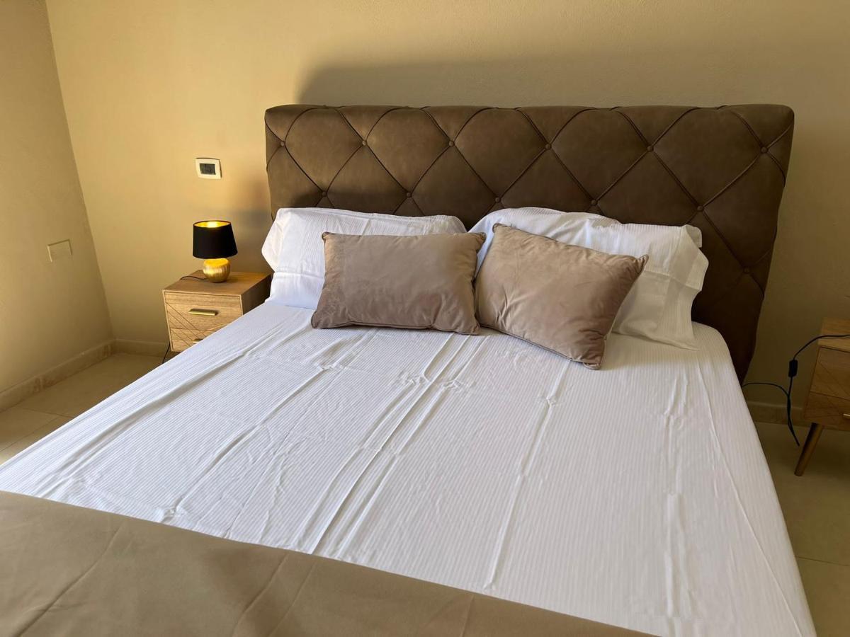 Suite Sardinia Holiday Cagliari Extérieur photo